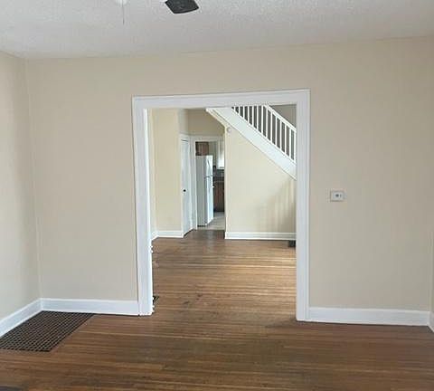 4th image of 4929 N College Ave #4929