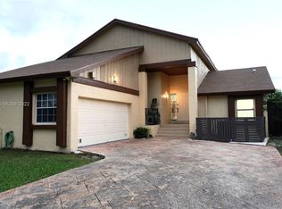 14732 SW 42nd Ln, Miami, FL 33185