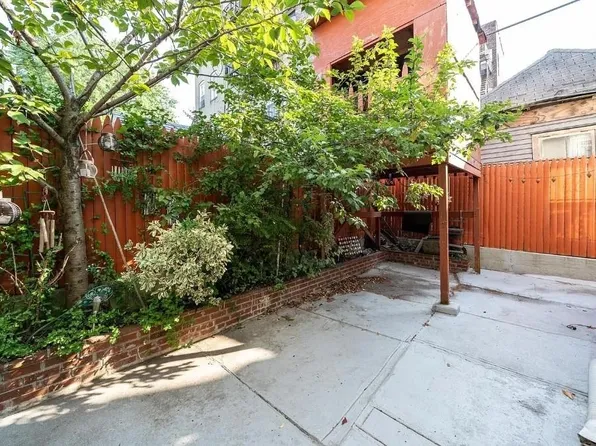 207 Jewett Avenue image 14 of 14