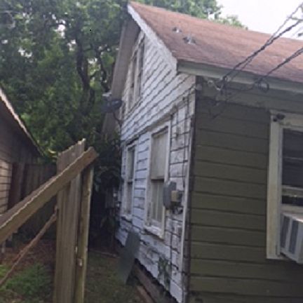 2nd image of 305 Elm Ave
