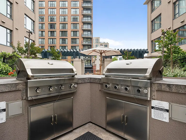 530 K St #409 — Photo 21