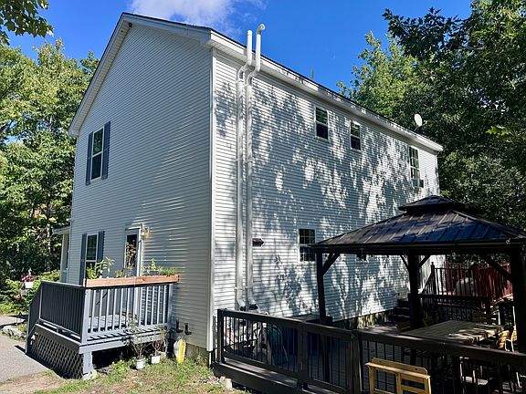 3rd image of 40 Norway Drive