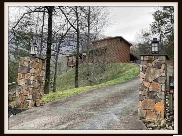 3609 Buckeye Knob Way, Sevierville, TN 37862