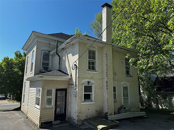 4th image of 1111 Georgia St