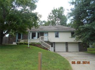 11805 E 77th St, Raytown, MO 64138