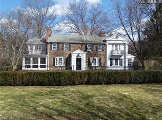 9367 Smith Rd, Waite Hill, OH 44094