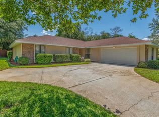 1943 Raley Creek Dr E, Jacksonville, FL 32225