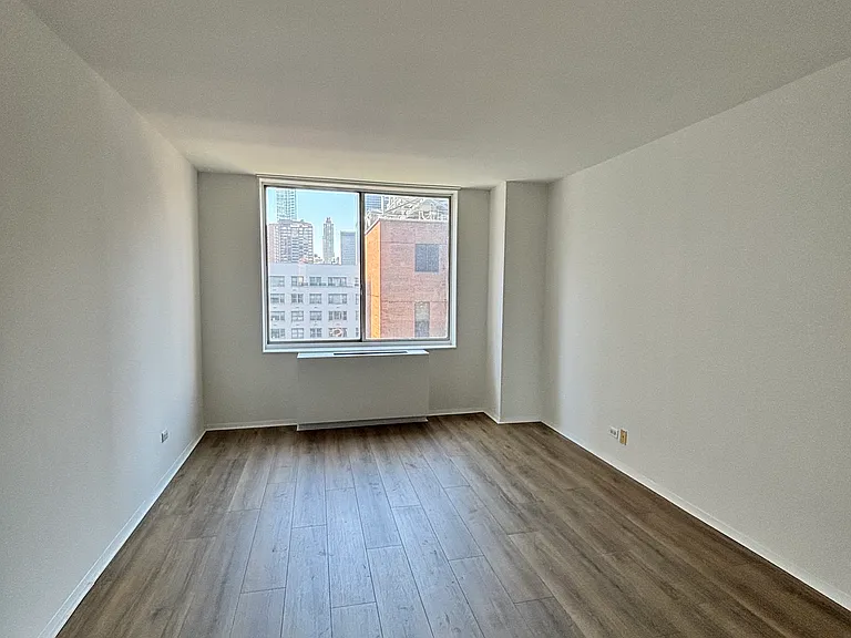 220 E 65th St #12D — Photo 5