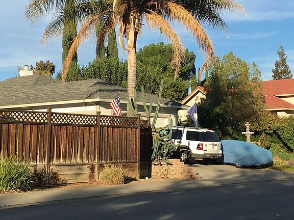 2nd image of 1311 Tennis Ln