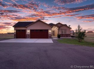 1610 N Ridge Dr, Cheyenne, WY 82001