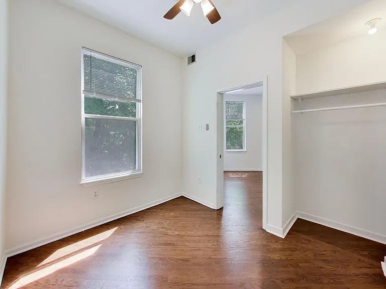 3308 N Racine Ave #2 — Photo 11