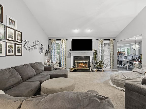 5th image of 8 Marlin St