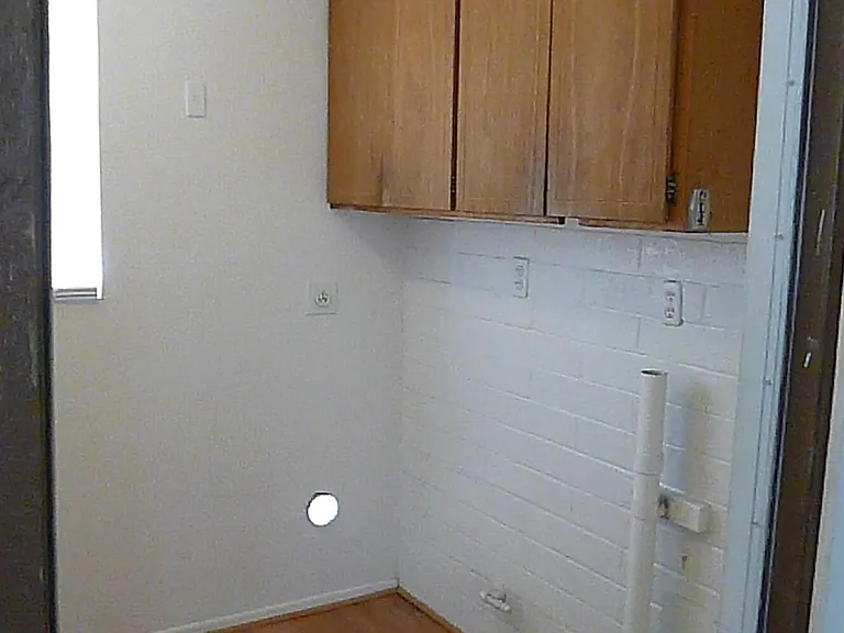2246 W Corrine Dr — Photo 12