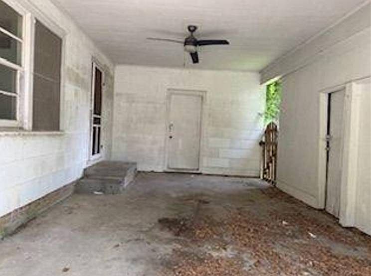 2nd image of 429 2nd Ave
