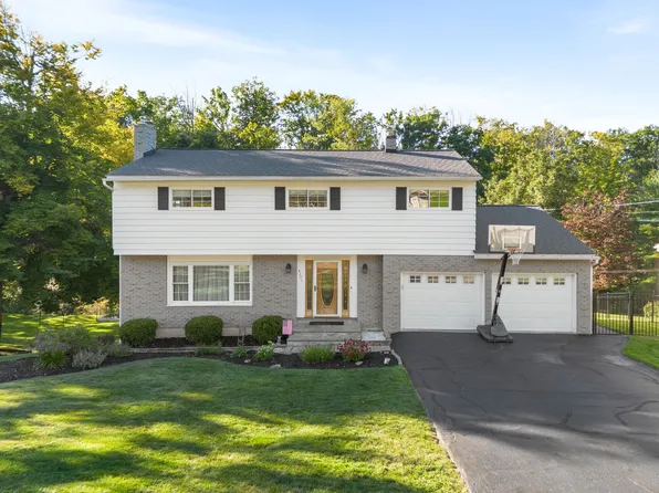 4221 Marietta Dr, Vestal, NY 13850