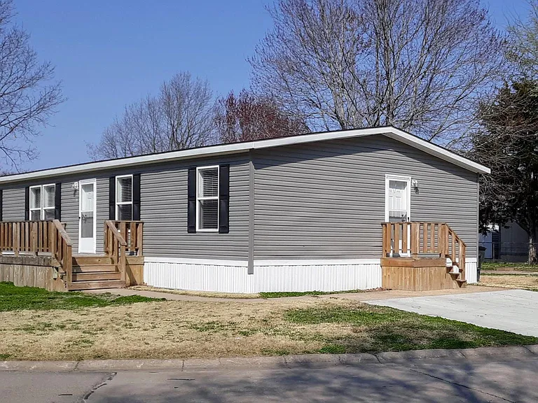 2500 Farm Bureau Rd — Photo 8