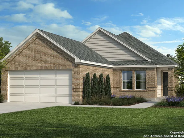 444 BRIARFIELD DR., Seguin, TX 78155
