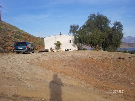 4th image of 680 Evans Rd