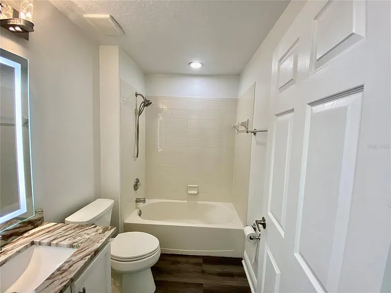 10264 Oak Crest Rd — Photo 23