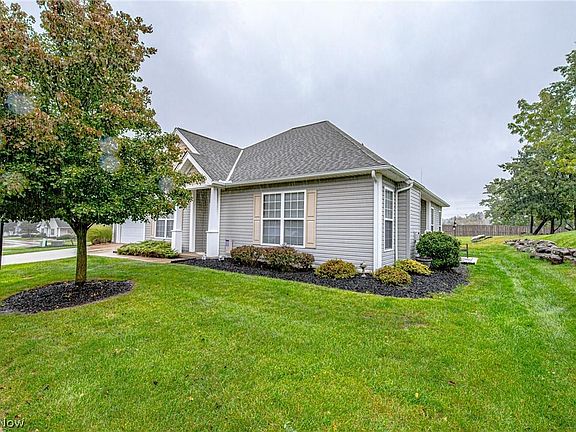 2nd image of 5250 Arlington Ln