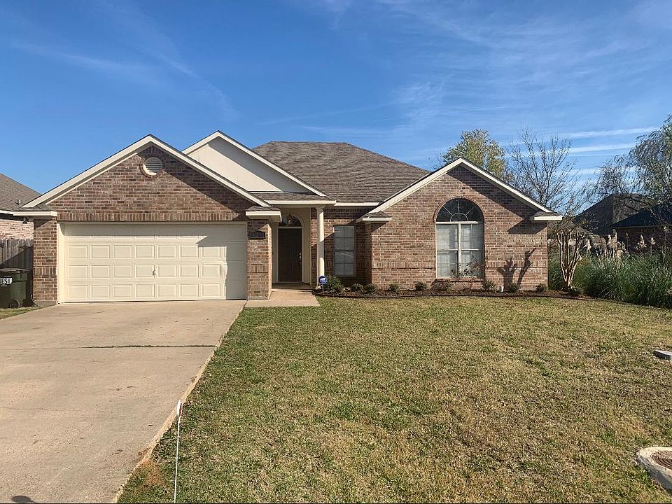 1st image of 4241 Parkridge Dr