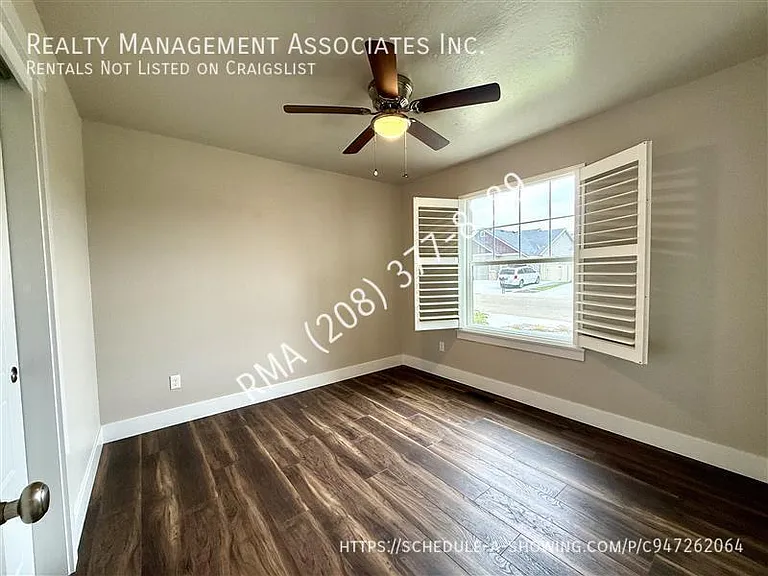 6031 N Spindrift Ave — Photo 8