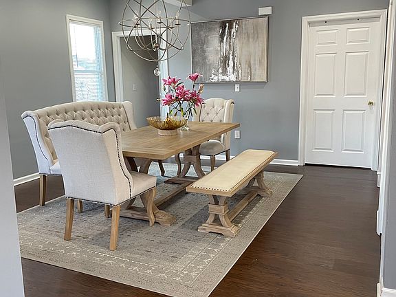 3rd image of 98 Monhegan St #2