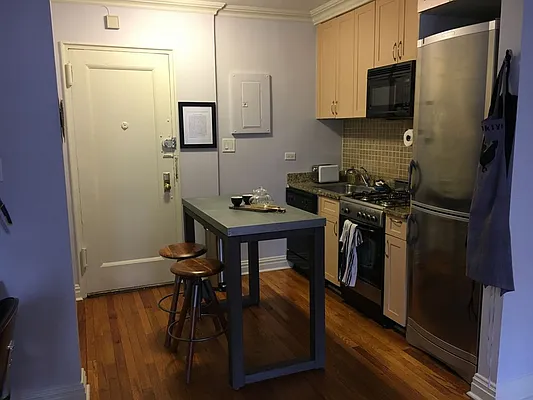 Rented by Stonehenge NYC LLC | media 3