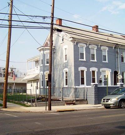 3rd image of 243 Lehman St