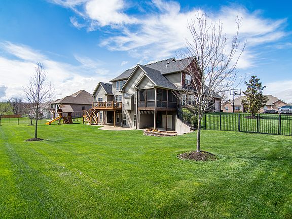 4th image of 4108 Joslyn Ct
