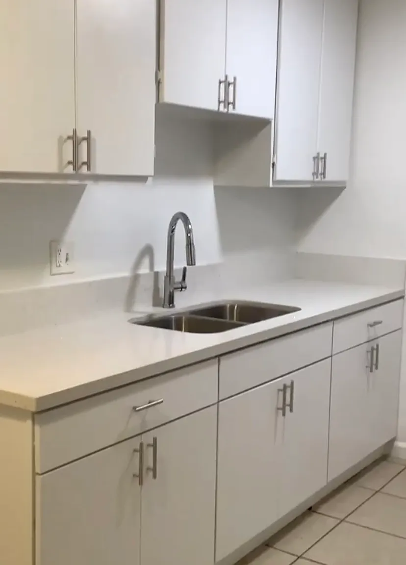 2 bed, 900 sqft, $2,350 — Photo 4