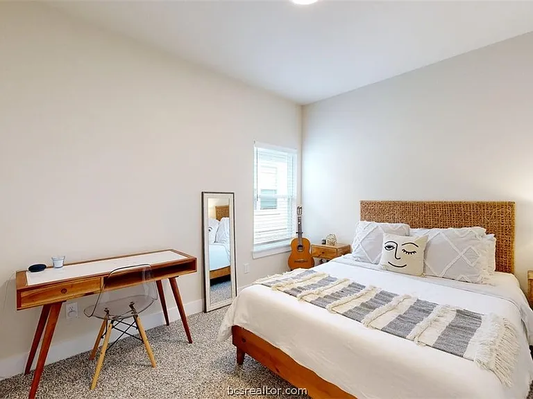 918 Fork Ct — Photo 16
