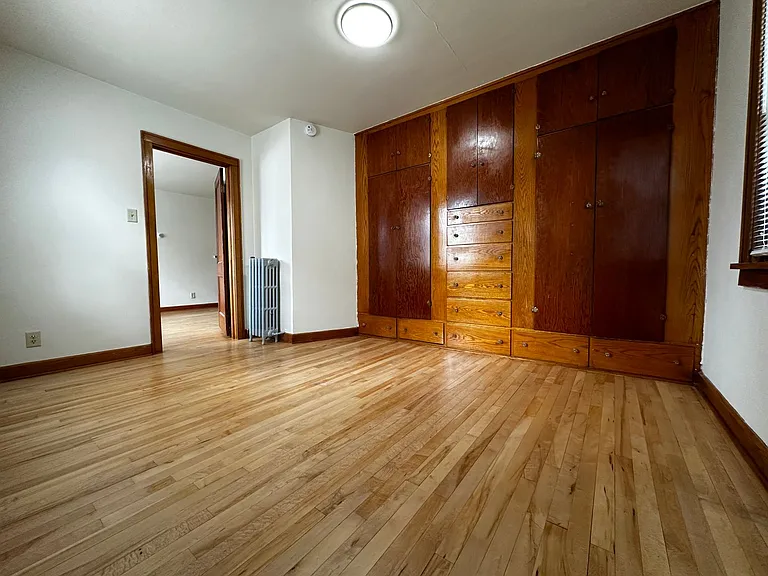 822 Pine St — Photo 41