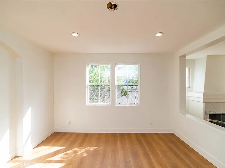 206 Garden Gate Ln — Photo 8