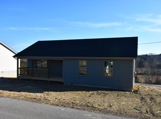 120 W Cedar Grv, Irvine, KY 40336