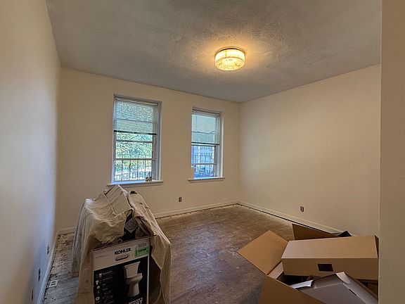 5th image of 88 Gordon St APT 304