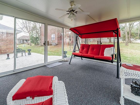 2nd image of 4116 Hurstbourne Woods Dr