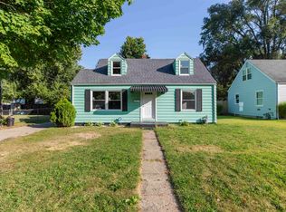 2411 Corby Blvd, South Bend, IN 46615