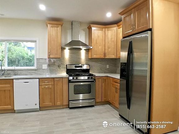 4th image of 1496 Marcia Ave