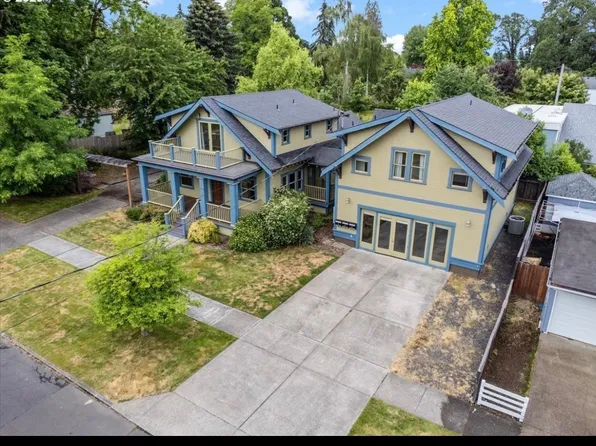 1721 22nd Ave #C, Forest Grove, OR 97116