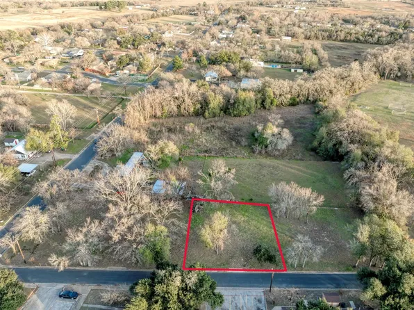 LOT 3 E Alamo St #3, Elgin, TX 78621