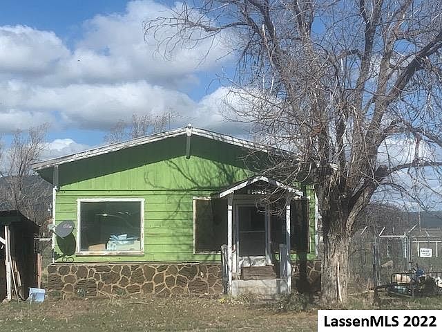 1st image of 652 745th Highway 299 E