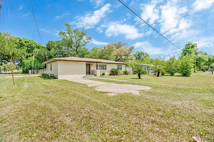 5824 Nashville Ave — Photo 3