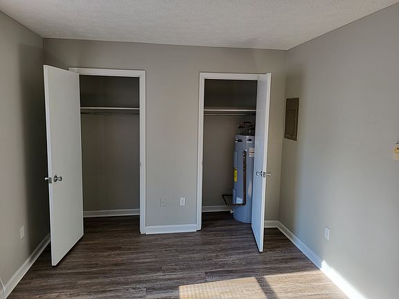 5th image of 365 Gibson Ln #8