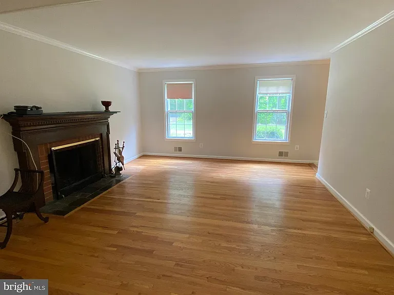 330 River Bend Rd — Photo 6