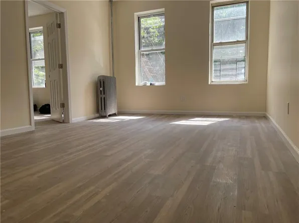 953 42nd St, Brooklyn, NY 11219