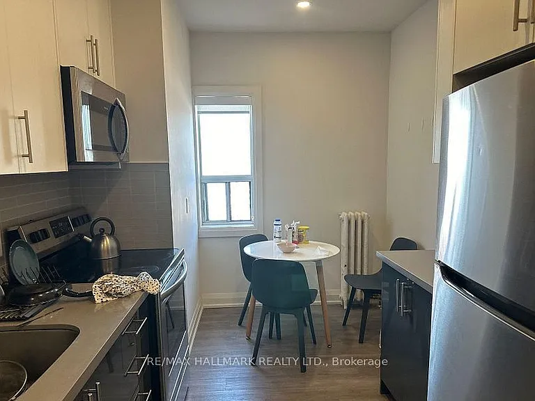595 Saint Clair Ave W #11 — Photo 9