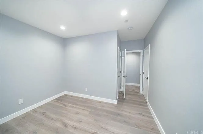 4820 Saint Charles Pl — Photo 34