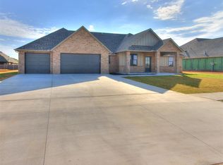 1120 Jozie Way, Tuttle, OK 73089