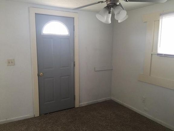2nd image of 821 S Tabor Ave